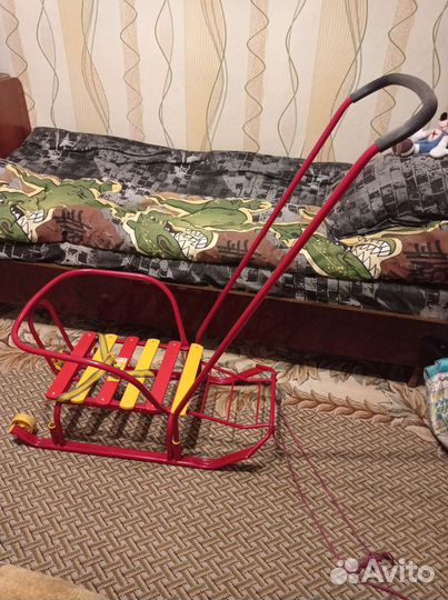 Детские санки с колесами