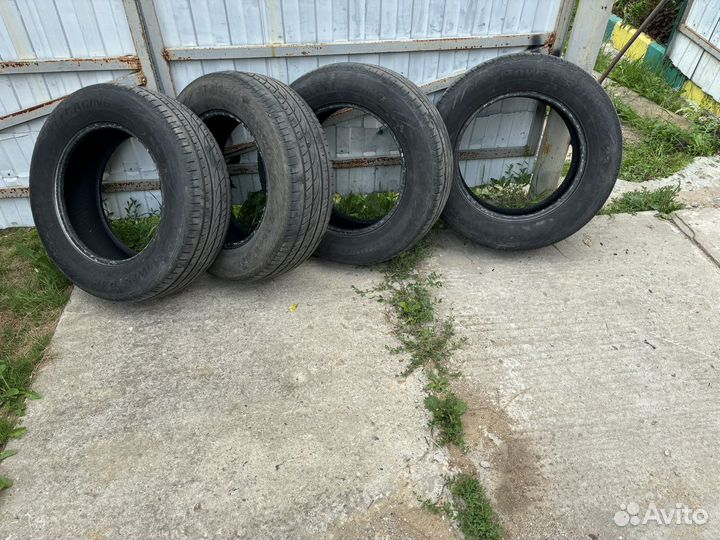 Powertrac CityRacing 235/65 R17 108