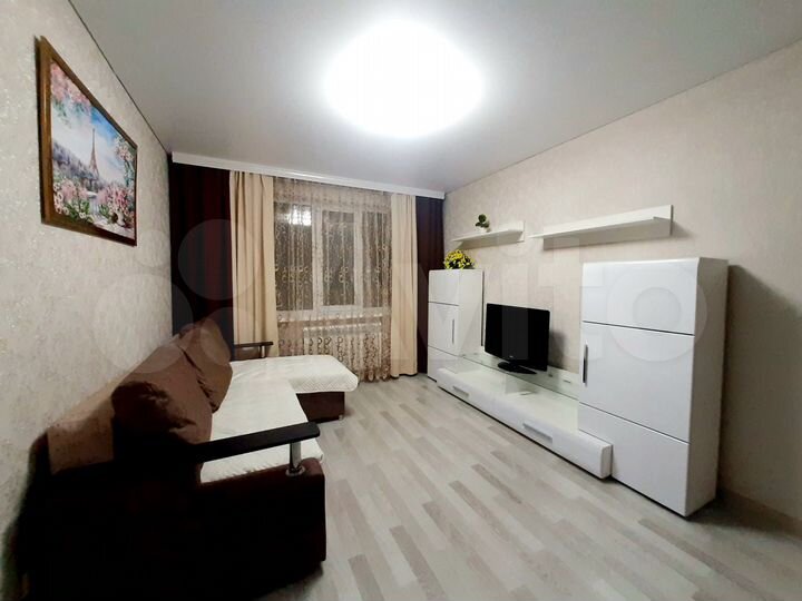 1-к. квартира, 43 м², 8/10 эт.