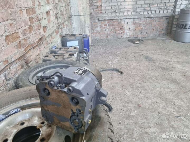 Гидронасос хода