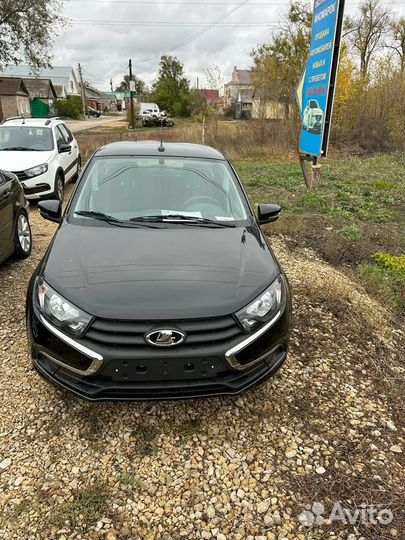 LADA Granta 1.6 МТ, 2023, 350 км