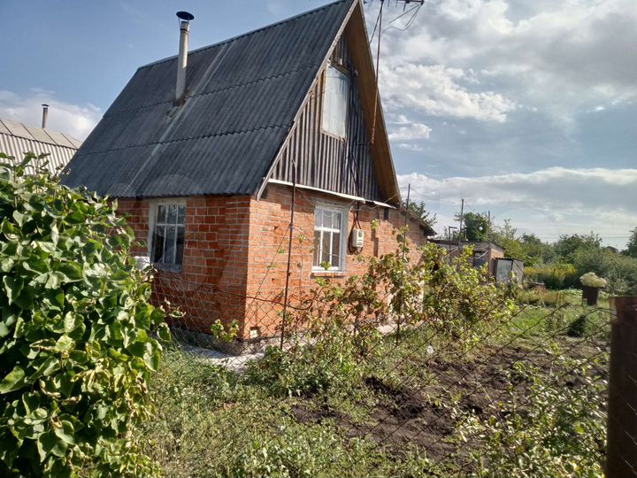 Дача 40 м² на участке 6 сот.