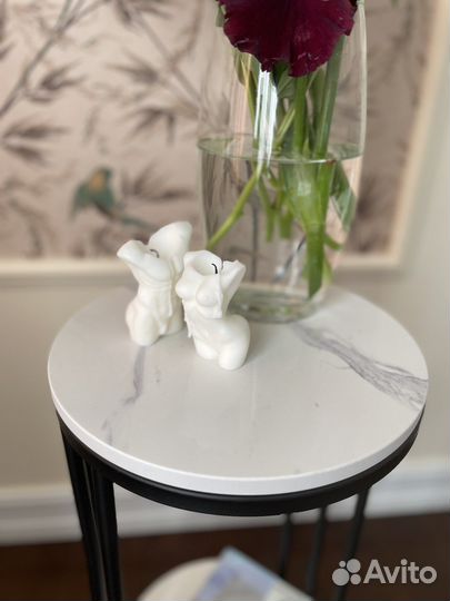 Подставка для цветов металлическая