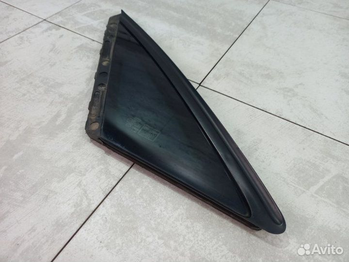 Форточка задняя левая Audi A8 D4 4.2 FSI 2012