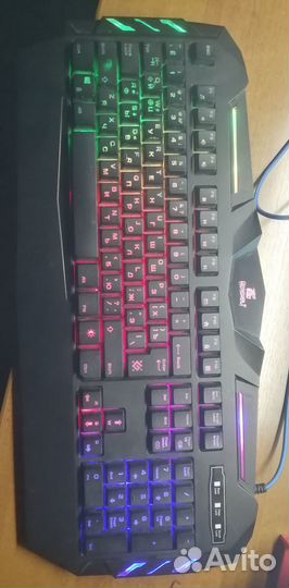 Клавиатура и мышь беспроводная