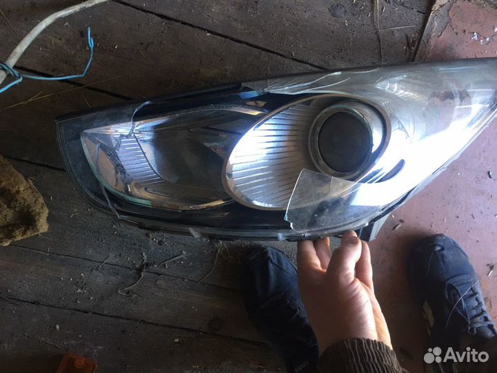 Фара на hyundai аих 35