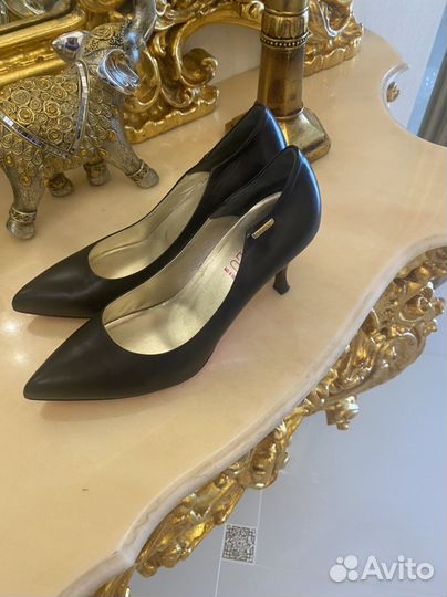 Туфли лодочки Лориблю 39