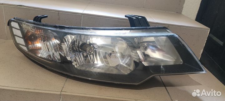 Фара на kia cerato 2