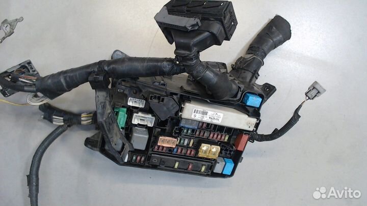 Блок предохранителей Lexus HS, 2010