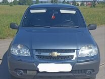 Chevrolet Niva 1.7 MT, 2011, 145 000 км, с пробегом, цена 530 000 руб.