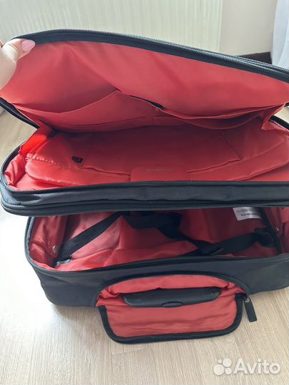 Сумка на колесах Samsonite