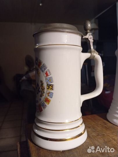 Пивная кружка с крышкой