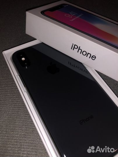 iPhone X, 256 ГБ