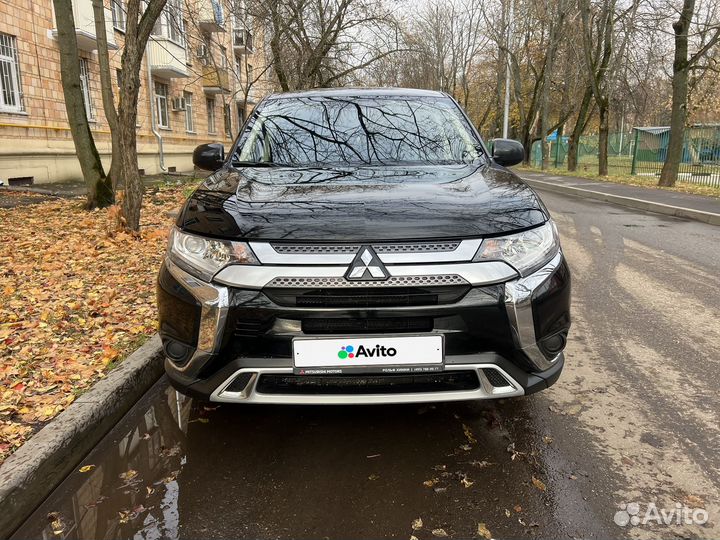 Mitsubishi Outlander 2.0 CVT, 2020, 57 300 км