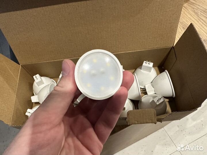 Лампа светодиодная Feron LB-24 G5.3 5W 4000K