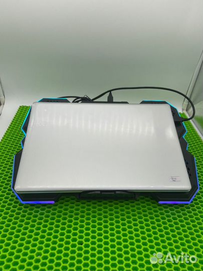 Новый, быстрый Ультрабук Notebook (4 ядра, ssd)