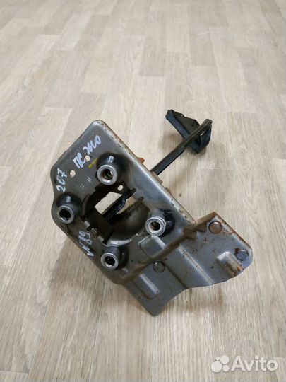 Педаль тормоза Peugeot 207 (2006-2013)