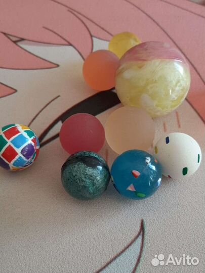 Мячики попрыгунчики