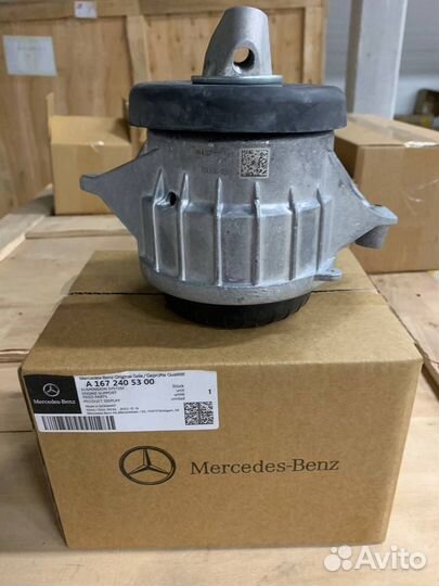 Опора двигателя левая Mercedes W167 A1672405300