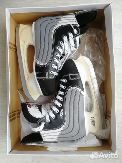 Коньки хоккейные