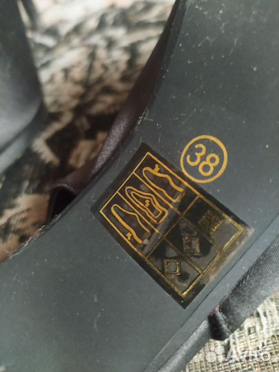 Босоножки женские 38 размер