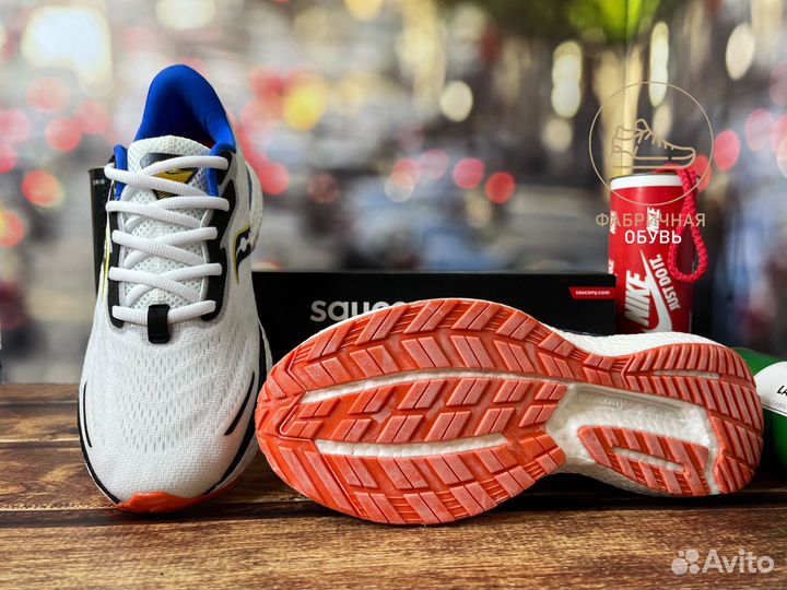 Кроссовки беговые Saucony для спорта и зала