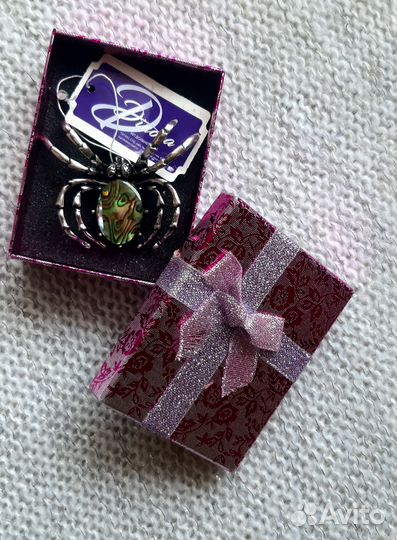 Брошь-подвеска