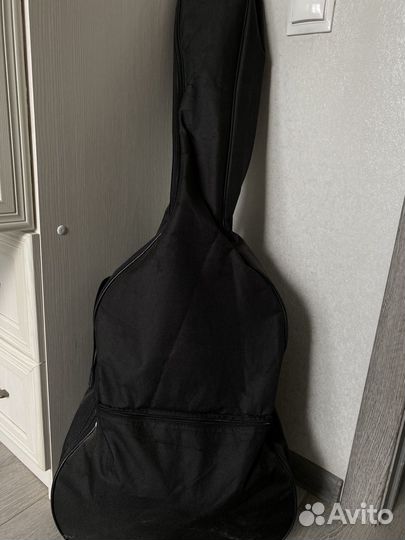 Акустическая гитара