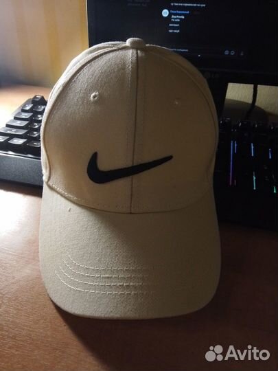 Кепка nike бежевая