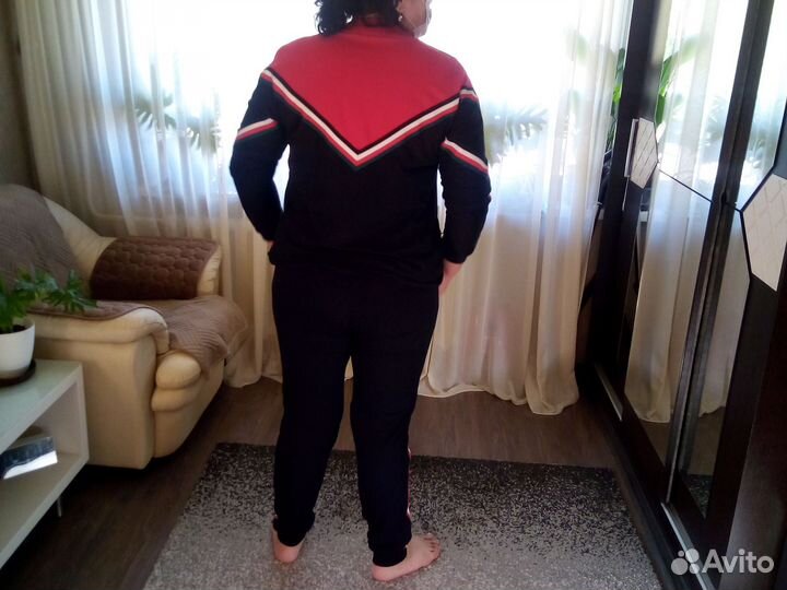 Спортивный костюм 54-56 размер