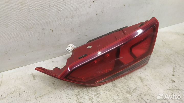 Фонарь внутренний правый Hyundai Solaris 2 HCR