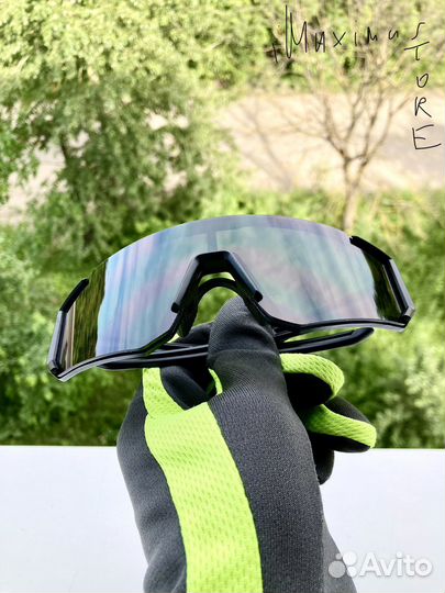 Очки спортивные солнцезащитные чёрные