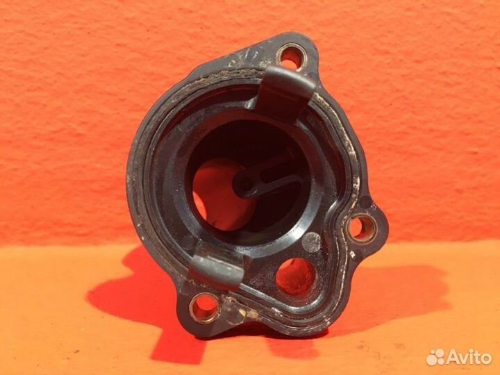 Корпус термостата Ford Mondeo 3 chba 2004