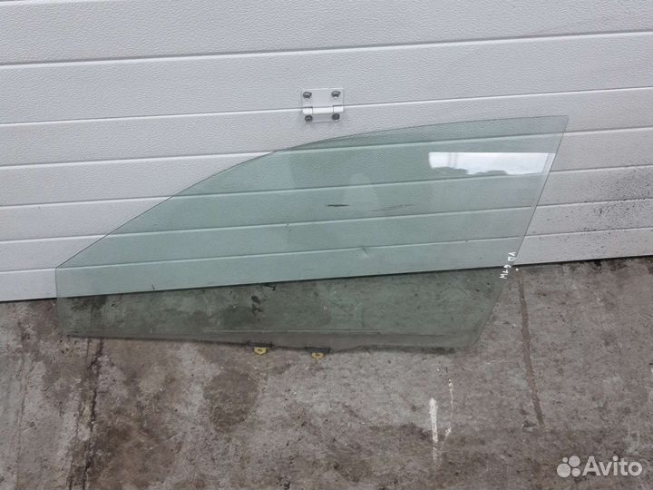 Стекло переднее mitsubishi lancer 9