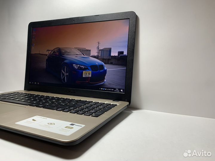 Игровой ноутбук Asus 4ядра/8gb/2видеокарты/480ssd