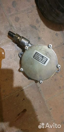 Вакуумный насос A6652300465 SsangYong 2.0XDI