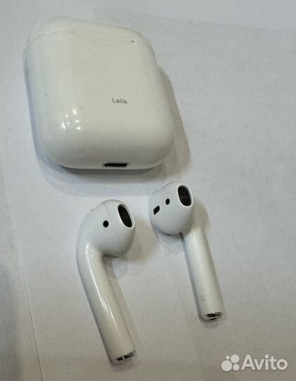 Apple AirPods 1