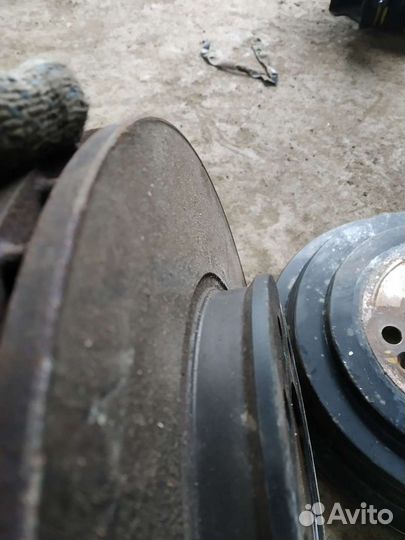 Задние барабаны KIA Rio x-line 2020 года