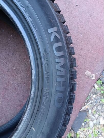 Kumho WinterCraft ice Wi31+ 215/55 R17