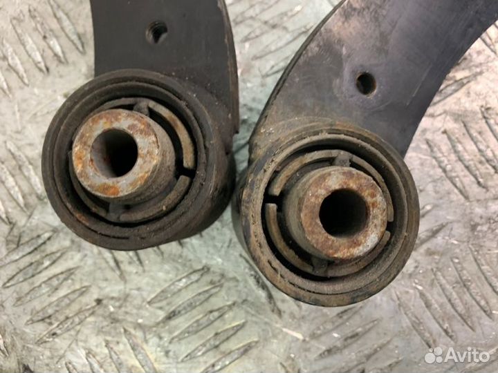 Рычаг поперечный верхний задний Suzuki Kizashi