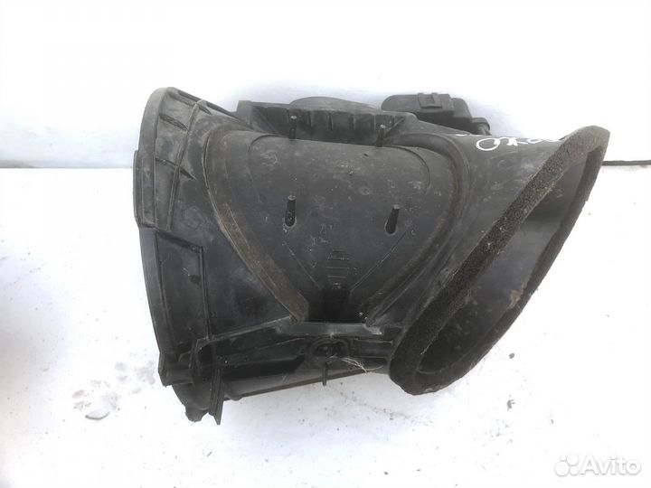 Моторчик заслонки отопителя Peugeot 206