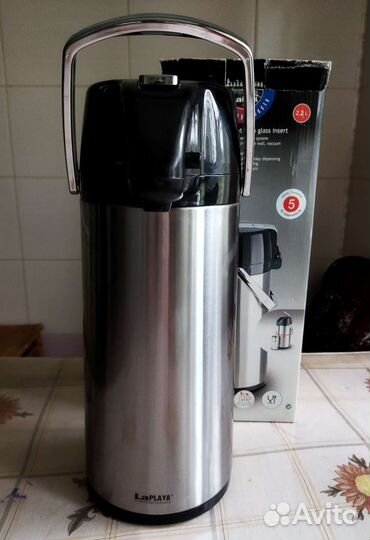 Термос с пневмонасосом со стеклянной колбой