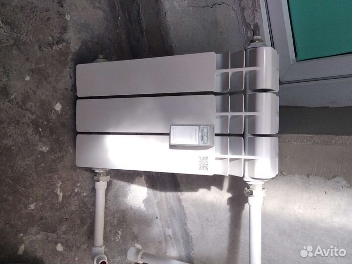 Трёх секционная биметаллическая батарея