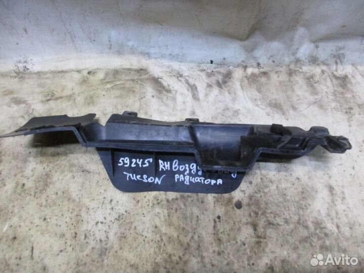 Воздуховод радиатора правый Hyundai Tucson 2004-20