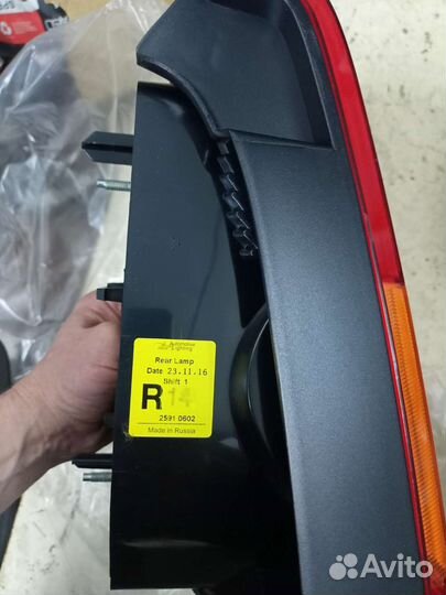 Задний правый фонарь Рено Логан 1