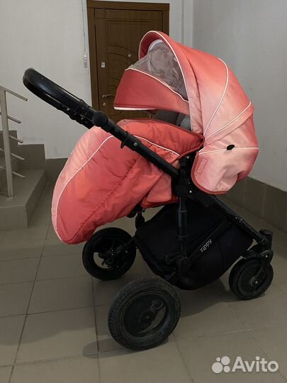 Коляска Tutis Zippy Pia 3 в 1