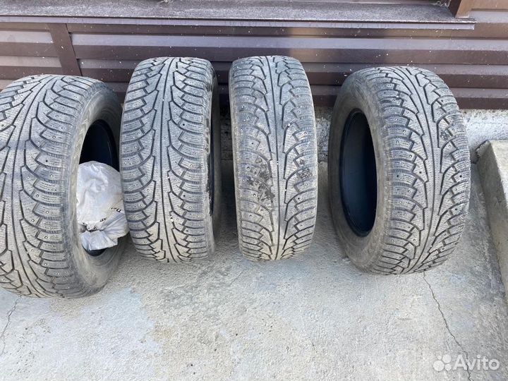 Nokian Tyres Hakkapeliitta 5 SUV 275/60 R18