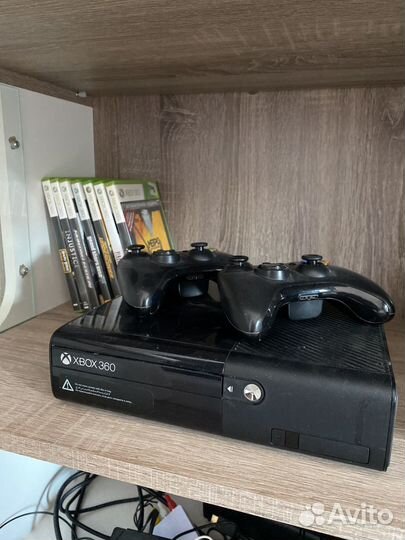 X box 360 E, рабочая