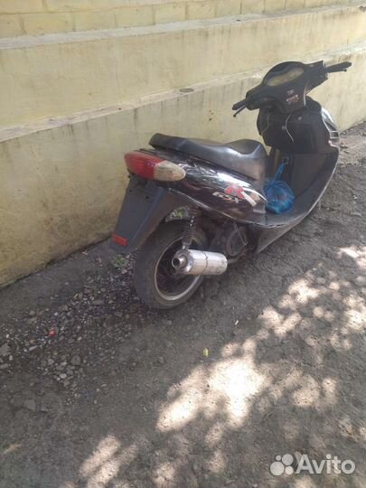 Продаётся скутер. 30000торг