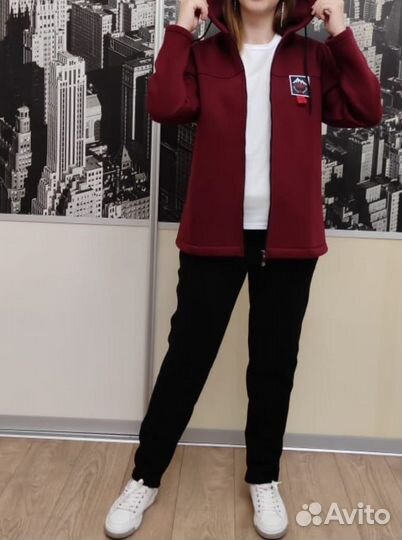 Костюм спортивный женский утепленный